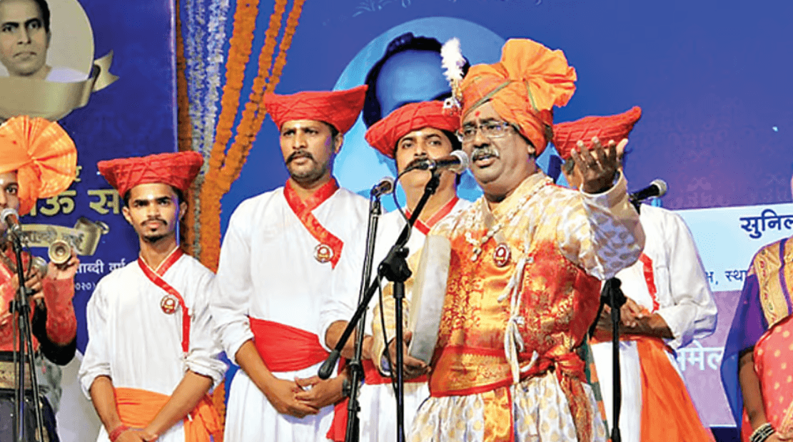 पोवाडा